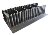 Bandas de bordes de contención ondulados germanWell® para el transporte vertical de materiales a granel